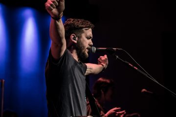 how to choose a song to sing with emotion